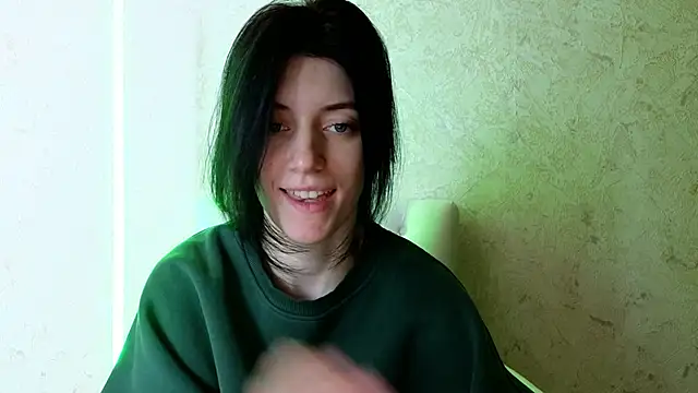 roxy riot  online show from 03.19.25