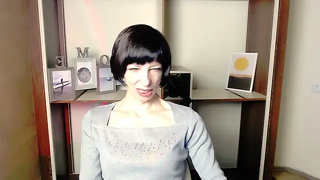  AngeliaFlow  online show from 09.29.25