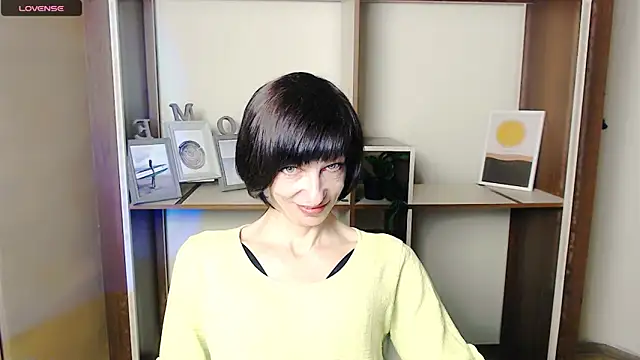  AngeliaFlow  online show from 10.10.25