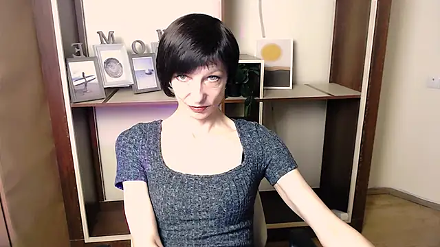  AngeliaFlow  online show from 11.20.25