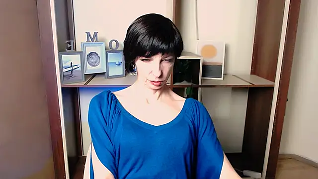  AngeliaFlow  online show from 12.21.25