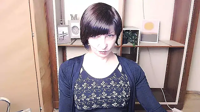  AngeliaFlow  online show from 04.16.26