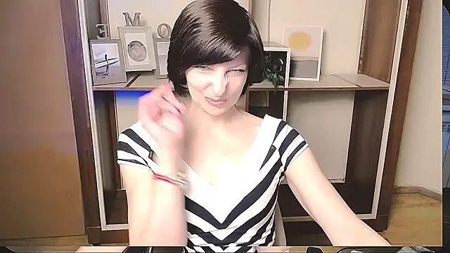 Snapshot of _AngeliaFlow_ chatting on 05.07.26 AngeliaFlow online show from 05.07.26