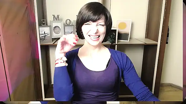 Snapshot of _AngeliaFlow_ chatting on 06.01.26 AngeliaFlow online show from 06.01.26