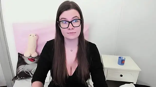 CarolineFlirt online show from 02.26.26