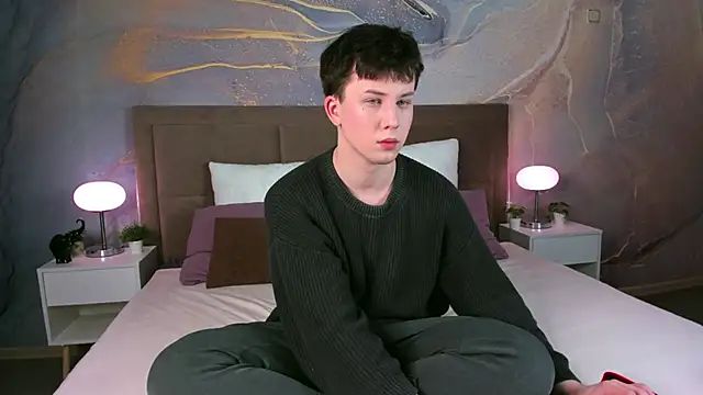 AdrianoAubert online show from 09.26.25