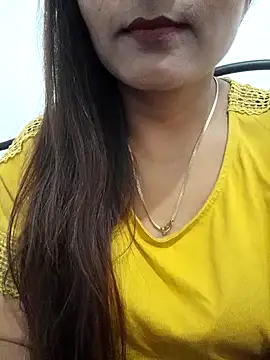 Snapshot of Deepcha1991 chatting on 02.14.25 Deepcha1991 online show from 02.14.25