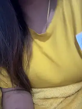 Snapshot of Deepcha1991 chatting on 02.17.25 Deepcha1991 online show from 02.17.25