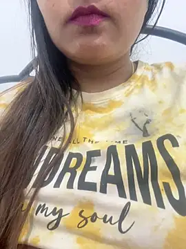 Snapshot of Deepcha1991 chatting on 02.25.25 Deepcha1991 online show from 02.25.25