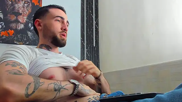 Luke davis01 online show from 03.03.25