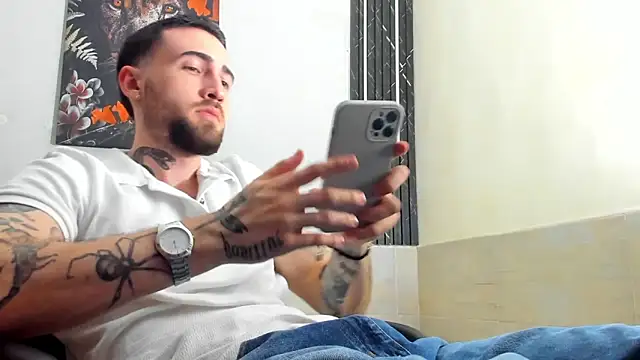 Luke davis01 online show from 03.21.25