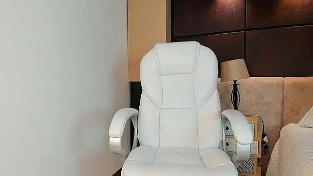 AngellsCollings online show from 02.19.25