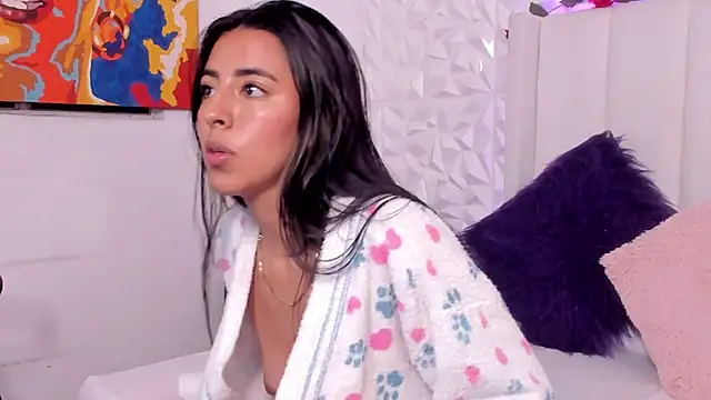 Mirandaa Rogers online show from 02.17.25