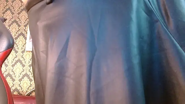 Snapshot of Rouse_darkk chatting on 02.25.25 Rouse darkk online show from 02.25.25