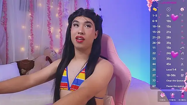 Snapshot of Sweettifani chatting on 09.27.25 Sweettifani online show from 09.27.25