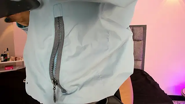 AdelaLust online show from 03.28.26