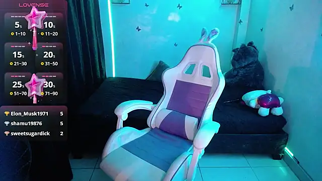 hello kityy25 online show from 02.19.25