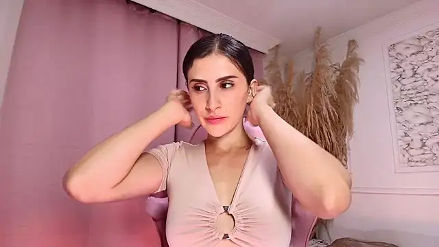 Danella houston online show from 04.15.26