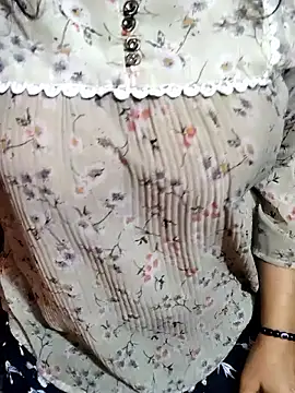 Your cutiepie  online show from 02.21.25