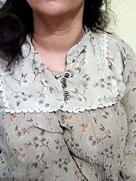 Your cutiepie  online show from 03.14.25