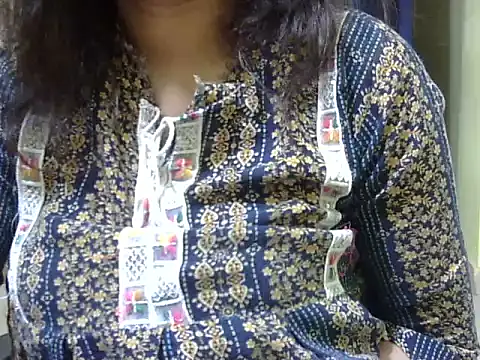 Your cutiepie  online show from 10.13.25