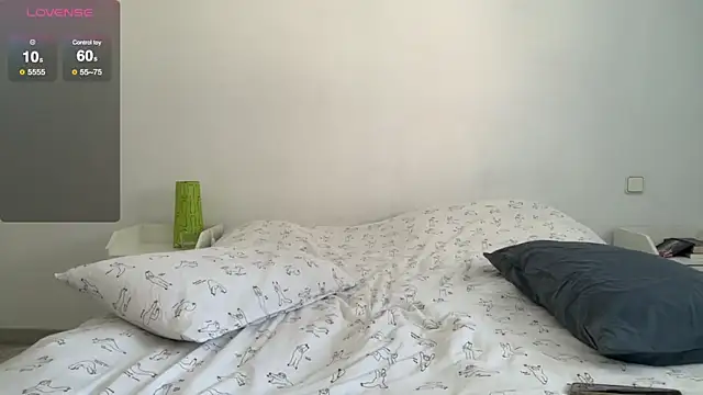 xdaisyhansen online show from 02.25.25