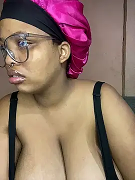 Snapshot of NonoGotBoobies chatting on 03.15.25 NonoGotBoobies online show from 03.15.25