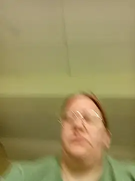 NoLubricantNeeded online show from 09.21.25