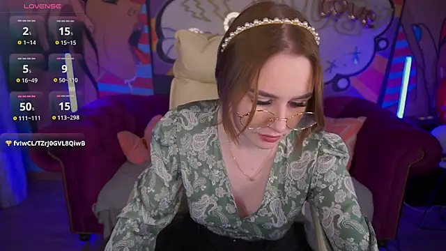 Snapshot of DivineJass chatting on 03.13.25 DivineJass online show from 03.13.25