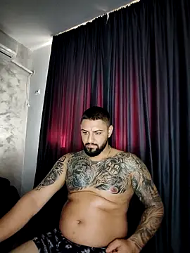 Snapshot of Bakws chatting on 10.21.25 Bakws online show from 10.21.25