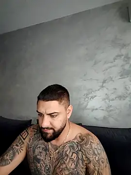 Snapshot of Bakws chatting on 11.05.25 Bakws online show from 11.05.25