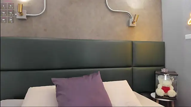 Zoee monroe online show from 02.08.25