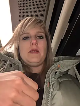 Sexybiene969 online show from 11.28.25