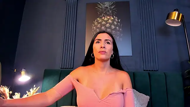 scarlet edwars online show from 02.10.25