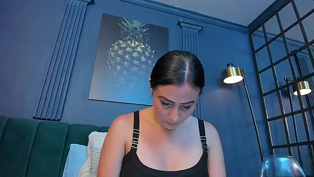 scarlet edwars online show from 03.20.26