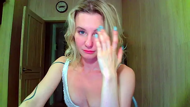 Caramel piegirl online show from 07.12.26