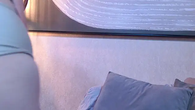 Snapshot of lissa_palmer chatting on 11.17.25 lissa palmer online show from 11.17.25