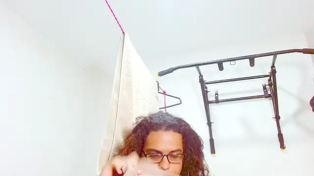 Snapshot of Diane_blossom chatting on 02.23.25 Diane blossom online show from 02.23.25