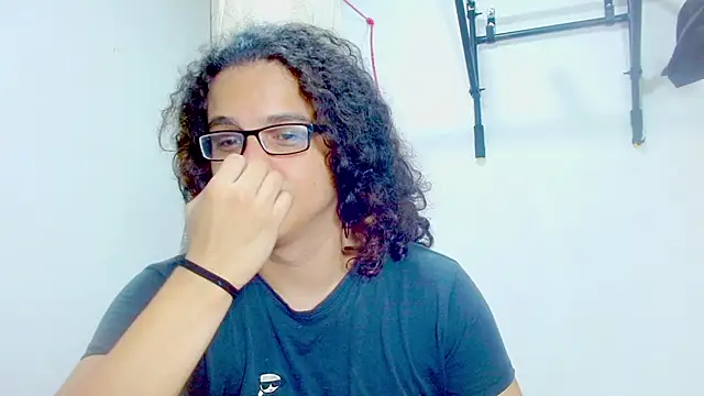 Snapshot of Diane_blossom chatting on 02.25.25 Diane blossom online show from 02.25.25