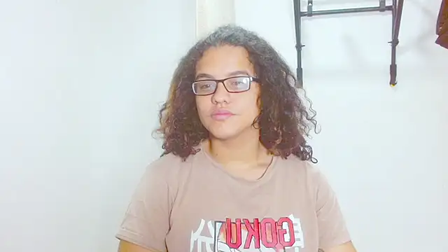 Snapshot of Diane_blossom chatting on 03.19.25 Diane blossom online show from 03.19.25