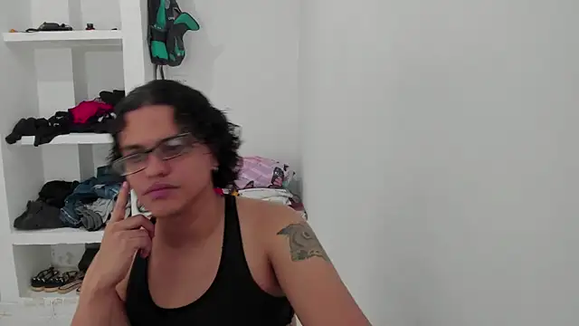 Snapshot of Diane_blossom chatting on 09.22.25 Diane blossom online show from 09.22.25