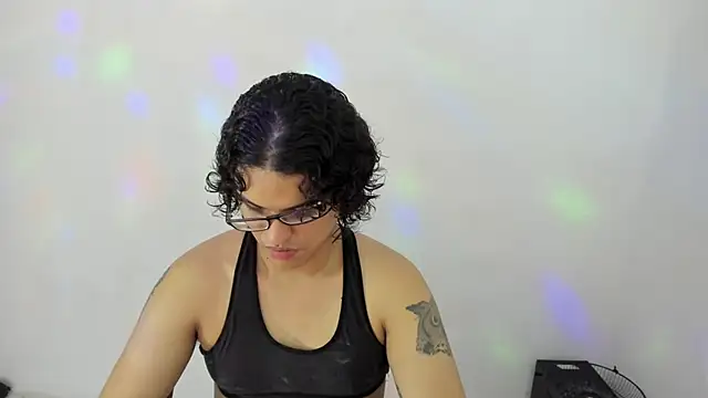 Snapshot of Diane_blossom chatting on 10.15.25 Diane blossom online show from 10.15.25