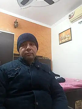 innocentboy1987 online show from 01.13.26