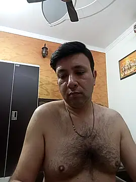 innocentboy1987 online show from 02.28.26