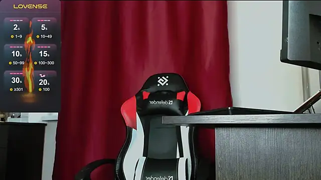 holyharlot online show from 11.17.25