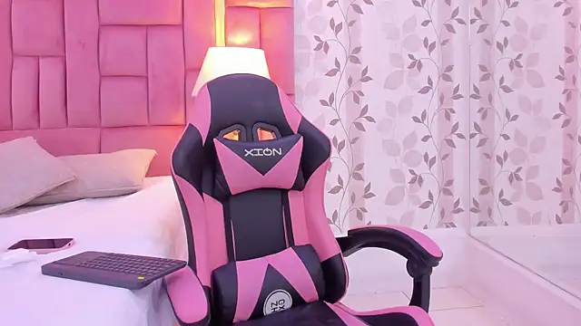 ArianaFranco online show from 11.08.25