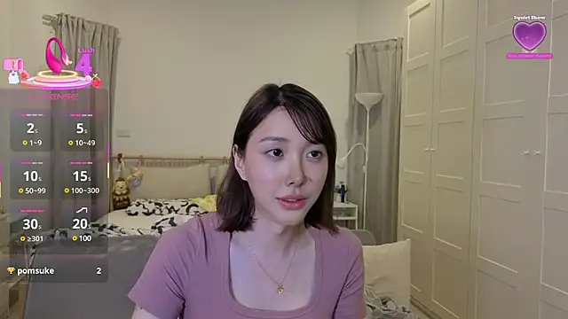 Snapshot of joycemilka chatting on 02.25.25 joycemilka online show from 02.25.25