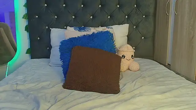 lauravince online show from 07.02.26