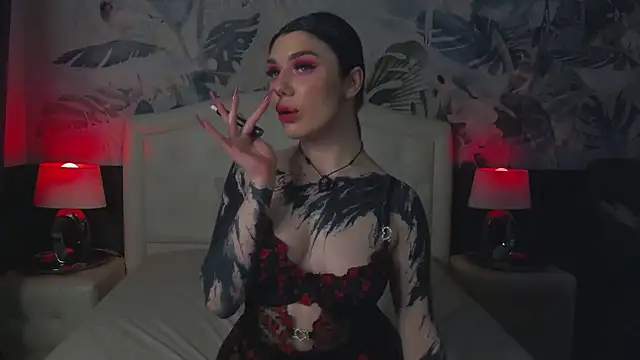 MaeveMoon online show from 04.09.26