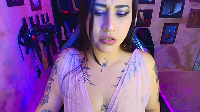 cherryy bombshelll online show from 02.10.26